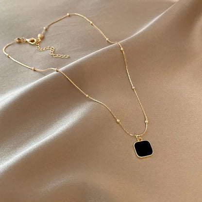 EXCLUSIVE | Pendant Necklace
