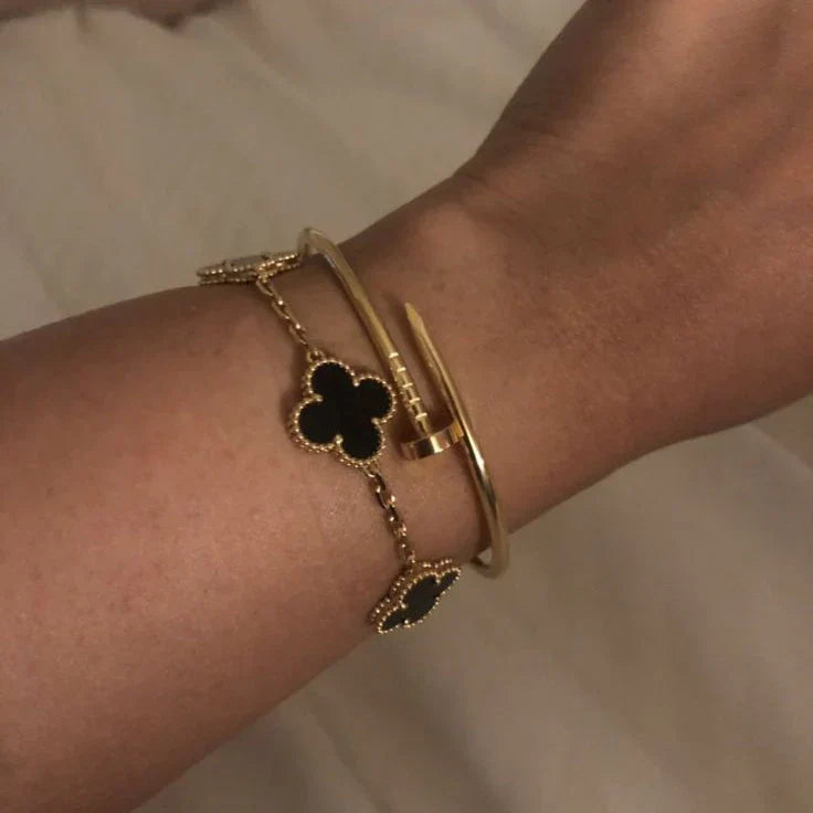 CLOVER | Black/Silver Bracelet