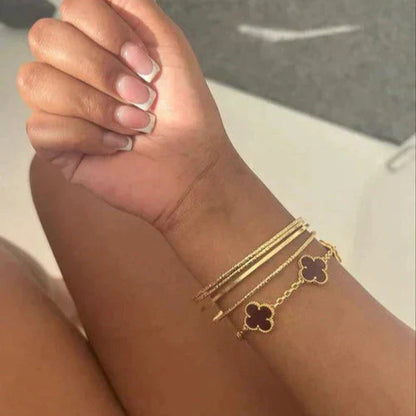 CLOVER | Black/Gold Bracelet | EXTRA 10% OFF
