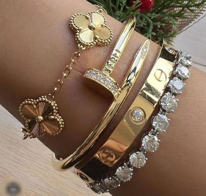 CLOVER | Gold Bracelet | EXTRA 10% OFF